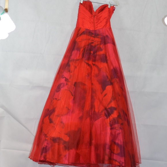 Jovani Red Tulle/Printed Gown SZ 0 - Picture 8 of 11
